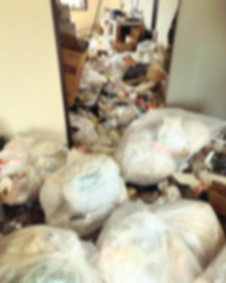 東京都新宿区でのゴミ屋敷片付け前①